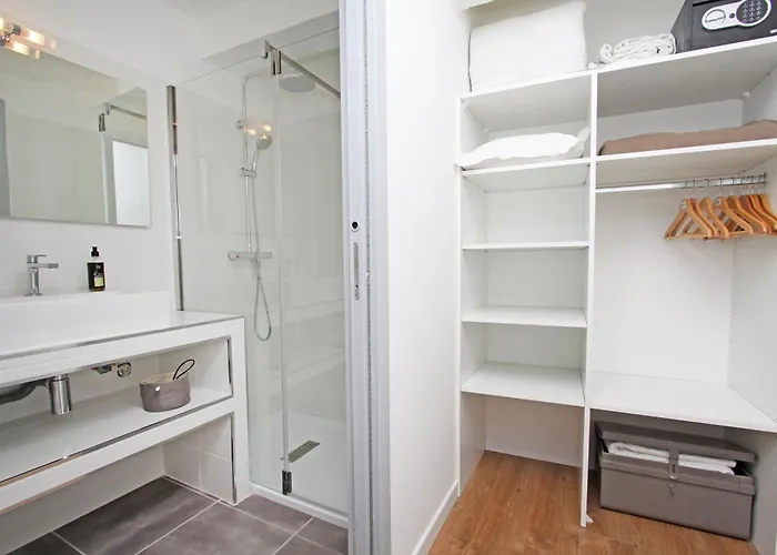 公寓 Appartements T2 Rue Conventionnel Chiappe, Quartier Citadelle Port 阿雅克肖