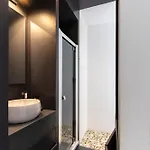 Appartements au cœur de la vieille ville piétonne&Citadelle Ajaccio (Corsica)