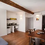Appartements au cœur de la vieille ville piétonne&Citadelle *