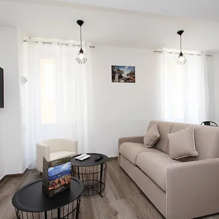 Appartements T2 Rue Conventionnel Chiappe, Quartier Citadelle Port Apartman Ajaccio