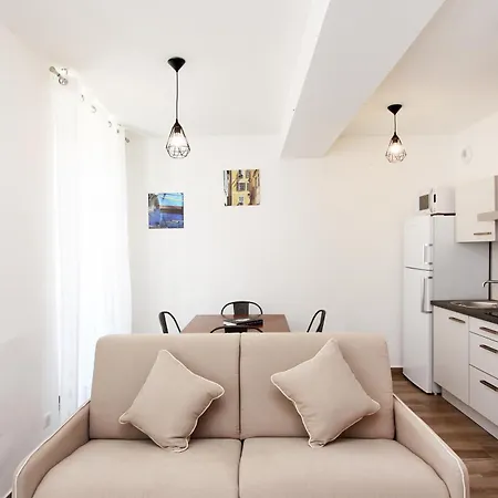 Apartman Appartements T2 Rue Conventionnel Chiappe, Quartier Citadelle Port