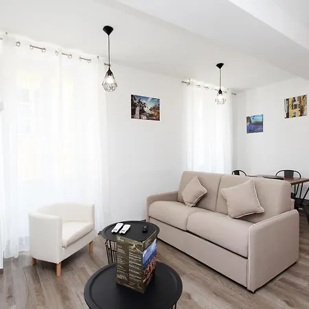 Appartements T2 Rue Conventionnel Chiappe, Quartier Citadelle Port Ajaccio