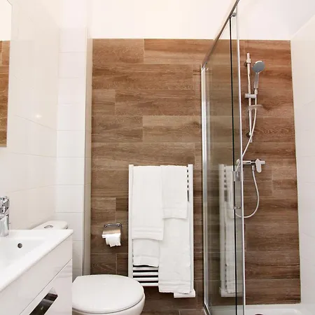 T2 Rue Conventionnel Chiappe, Quartier Citadelle Port * 阿雅克肖