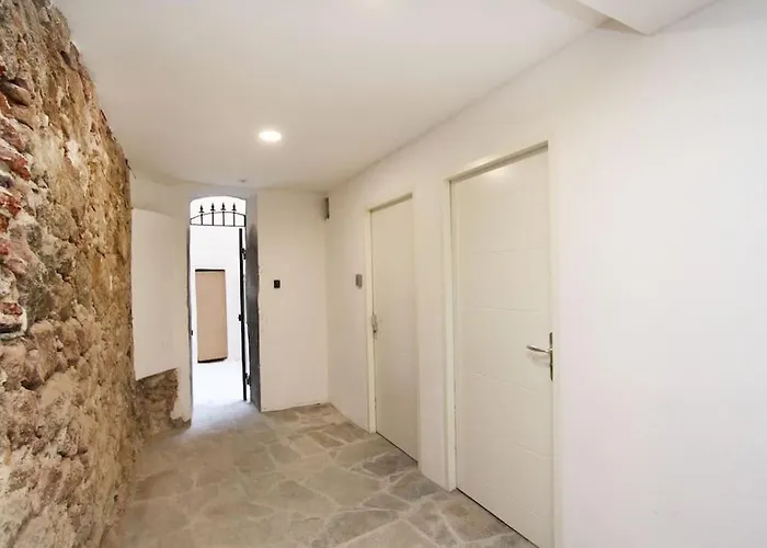 Appartements T2 Rue Conventionnel Chiappe, Quartier Citadelle Port *